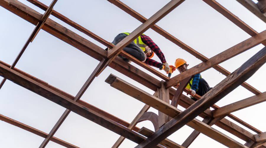 Professional gutter cleaning services in Hoopa, CA